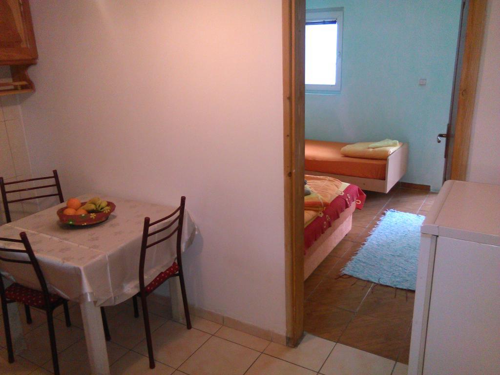 Apartmani Pikula Sutomore Exterior photo